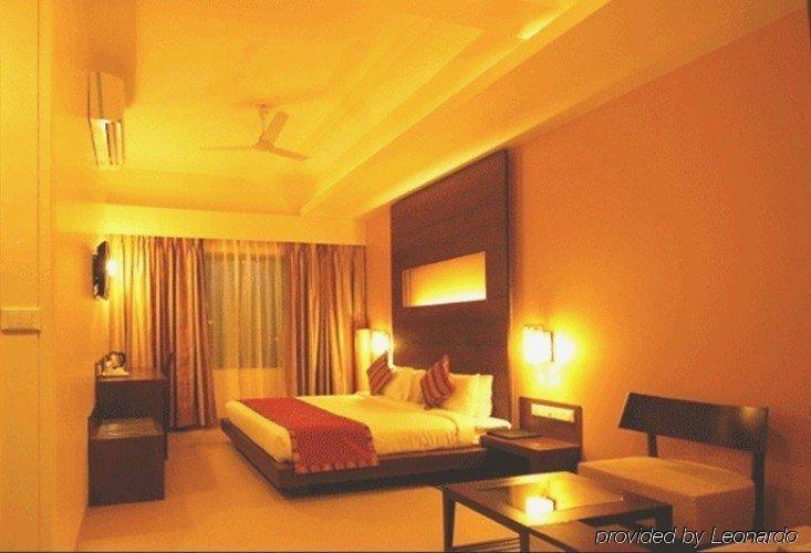 Hotel Sadanand Regency Pimpri-Chinchwad Εξωτερικό φωτογραφία