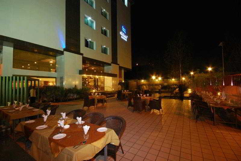 Hotel Sadanand Regency Pimpri-Chinchwad Εξωτερικό φωτογραφία